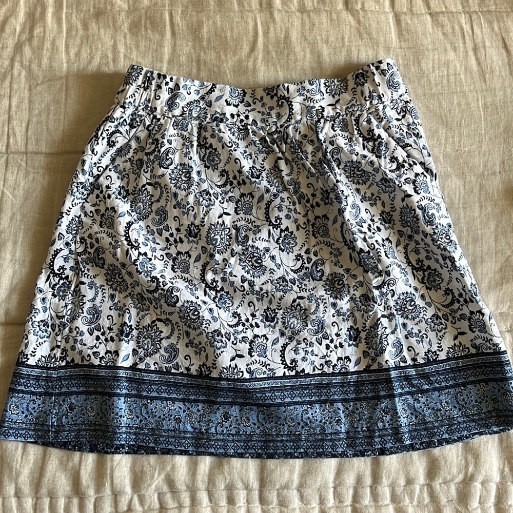 LOFT Blue and White Floral A-line Skirt